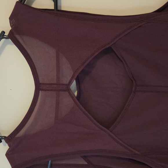 Lululemon Mesh Sculpt Tank - Picture 5 of 6